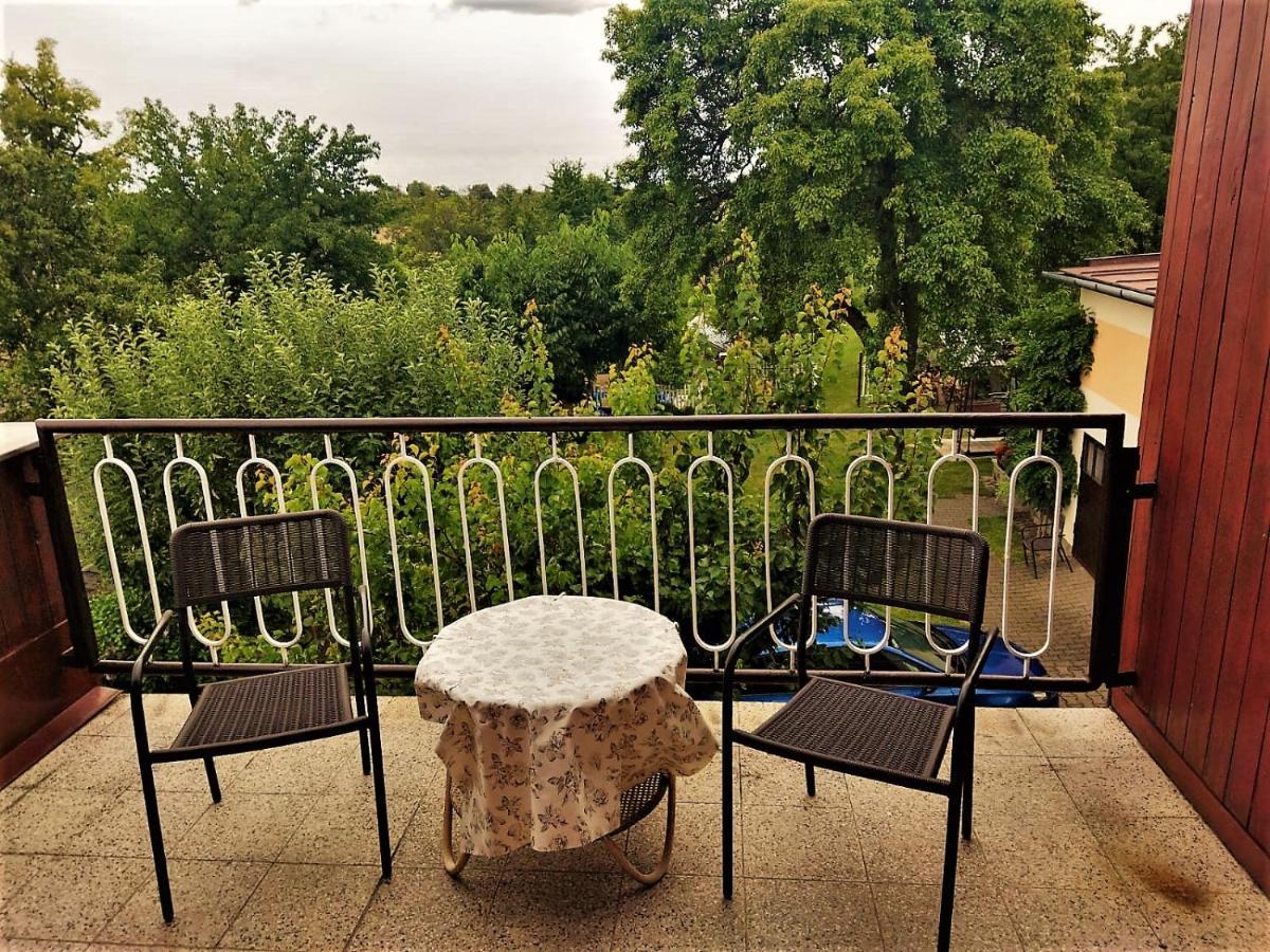 Apartman Se Zahradou Krnov Dış mekan fotoğraf